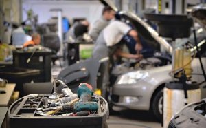 Men working on a vehicle | Alexandria, MD