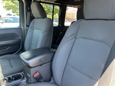2022 Jeep Wrangler Unlimited Willys 4x4