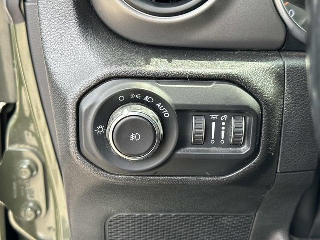 2022 Jeep Wrangler Unlimited Willys 4x4