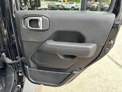 2023 Jeep Wrangler 4-Door Sahara 4x4