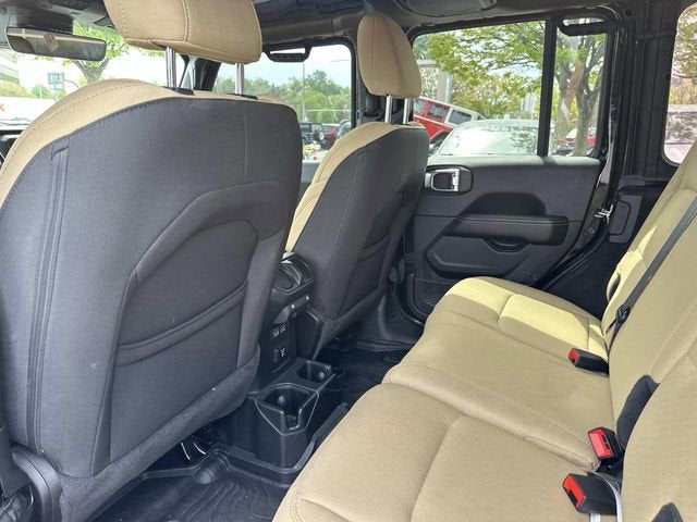 2023 Jeep Wrangler 4-Door Sahara 4x4