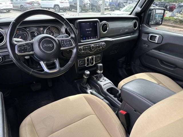 2023 Jeep Wrangler 4-Door Sahara 4x4