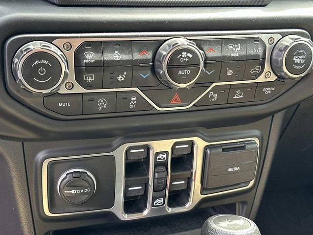 2023 Jeep Wrangler 4-Door Sahara 4x4