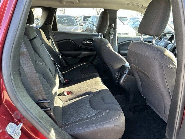 2019 Jeep Cherokee Latitude FWD