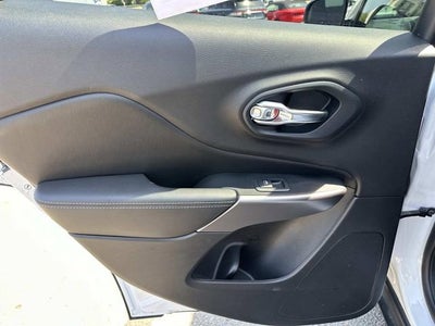 2019 Jeep Cherokee Latitude Plus FWD