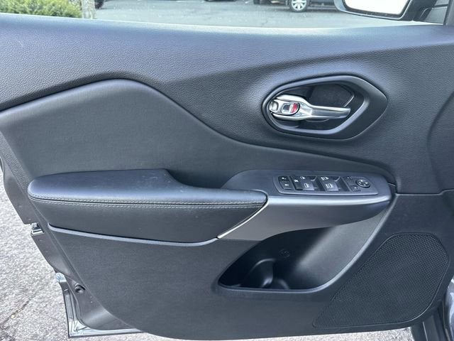 2022 Jeep Cherokee Latitude Lux 4x4