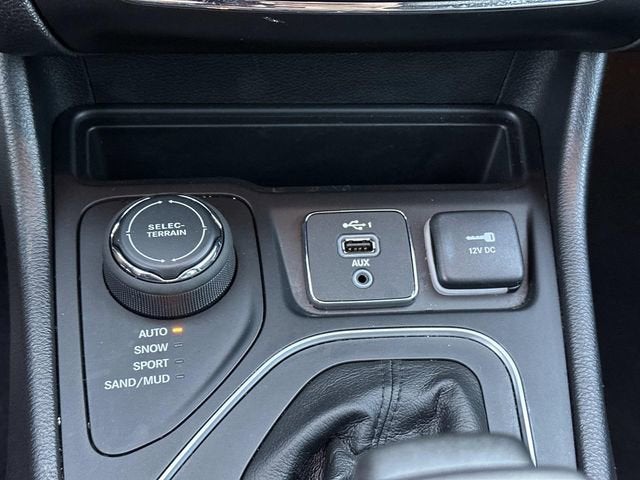 2022 Jeep Cherokee Latitude Lux 4x4