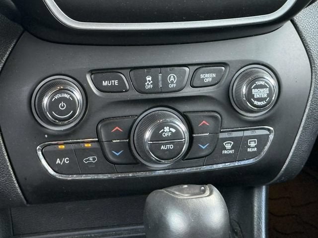 2021 Jeep Cherokee Latitude Lux 4x4