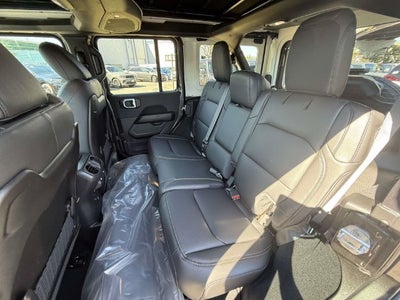 2027 Jeep Wrangler WRANGLER 4-DOOR SAHARA