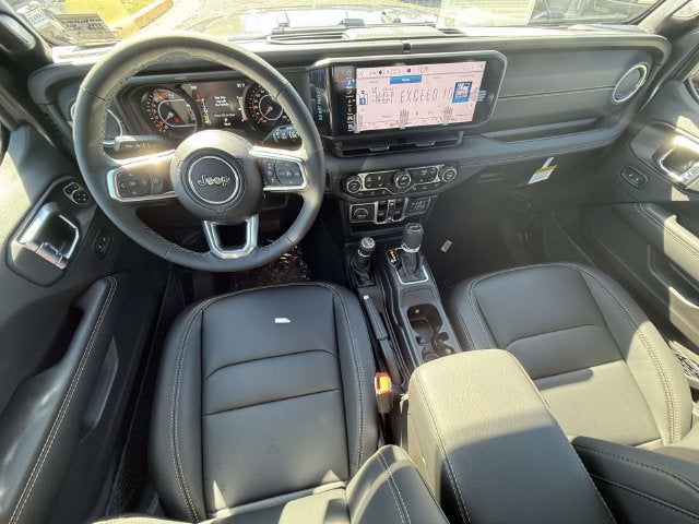 2027 Jeep Wrangler WRANGLER 4-DOOR SAHARA