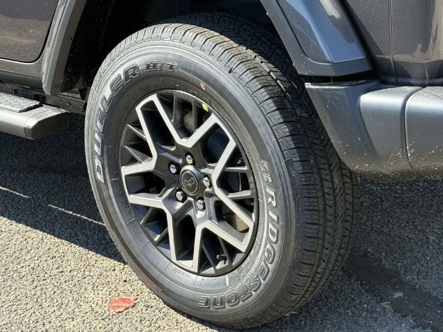 2027 Jeep Wrangler WRANGLER 4-DOOR SAHARA