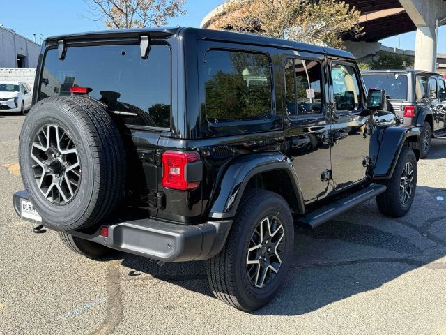 2027 Jeep Wrangler WRANGLER 4-DOOR SAHARA