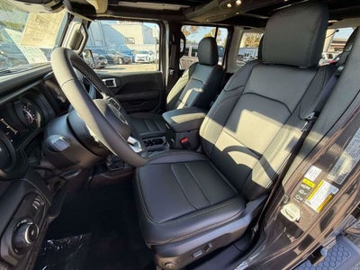 2027 Jeep Wrangler WRANGLER 4-DOOR SAHARA