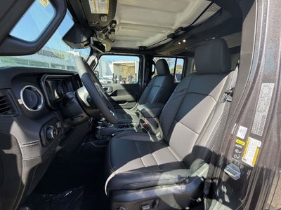 2027 Jeep Wrangler WRANGLER 4-DOOR SAHARA