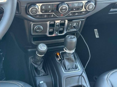 2027 Jeep Wrangler WRANGLER 4-DOOR SAHARA