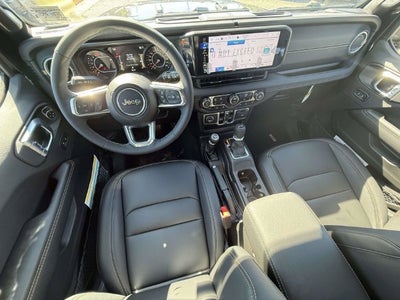 2027 Jeep Wrangler WRANGLER 4-DOOR SAHARA