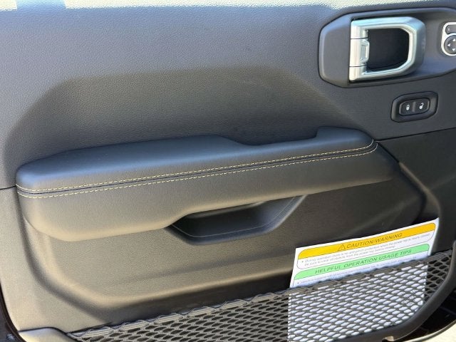 2027 Jeep Wrangler WRANGLER 4-DOOR SAHARA