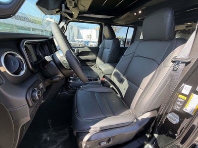 2027 Jeep Wrangler WRANGLER 4-DOOR SAHARA