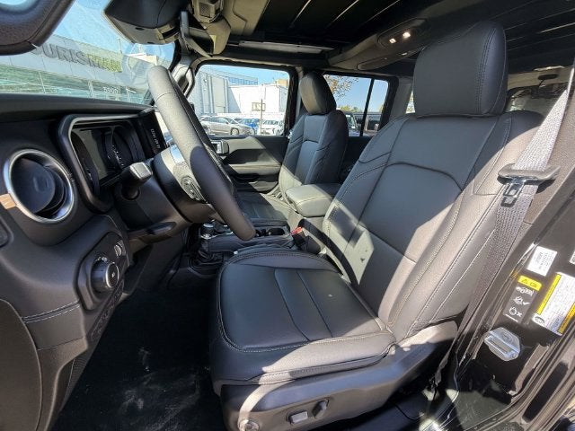 2027 Jeep Wrangler WRANGLER 4-DOOR SAHARA