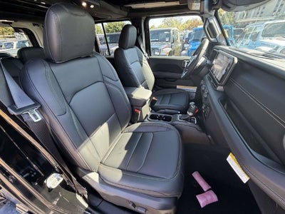 2027 Jeep Wrangler WRANGLER 4-DOOR SAHARA