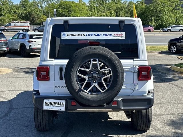 2025 Jeep Wrangler 4-Door Sahara 4x4