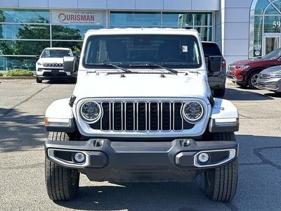 2025 Jeep Wrangler 4-Door Sahara 4x4