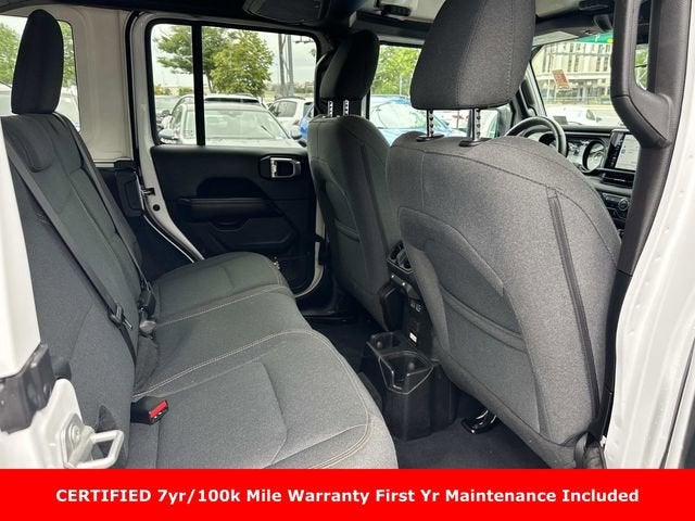 2025 Jeep Wrangler 4-Door Sahara 4x4