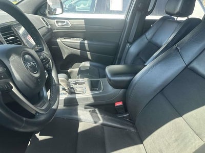2021 Jeep Grand Cherokee Laredo X 4x4