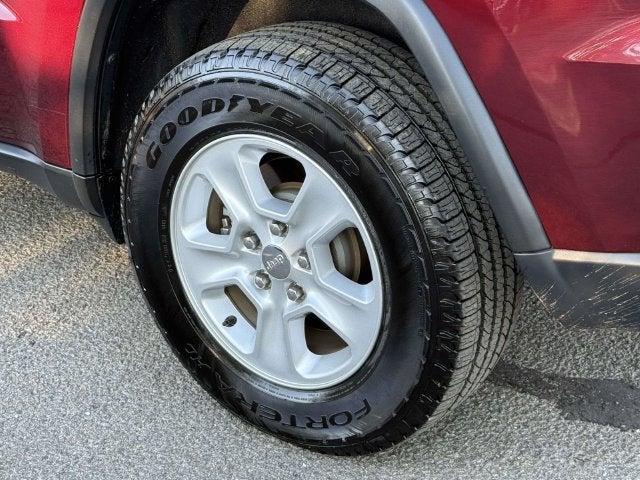 2017 Jeep Grand Cherokee Laredo 4x4