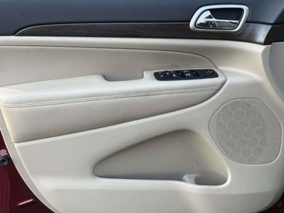 2017 Jeep Grand Cherokee Laredo 4x4