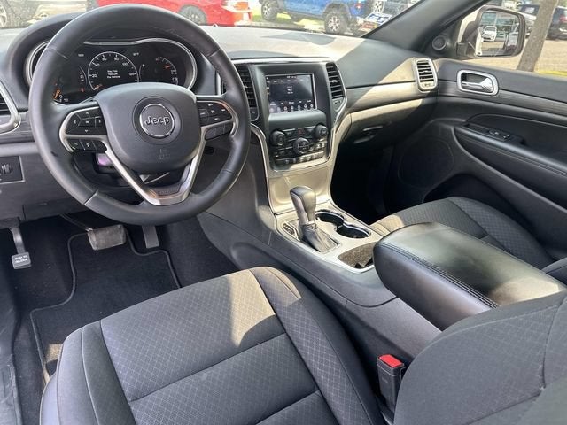 2019 Jeep Grand Cherokee Laredo 4x4