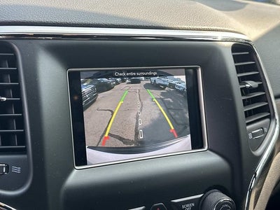 2019 Jeep Grand Cherokee Laredo 4x4