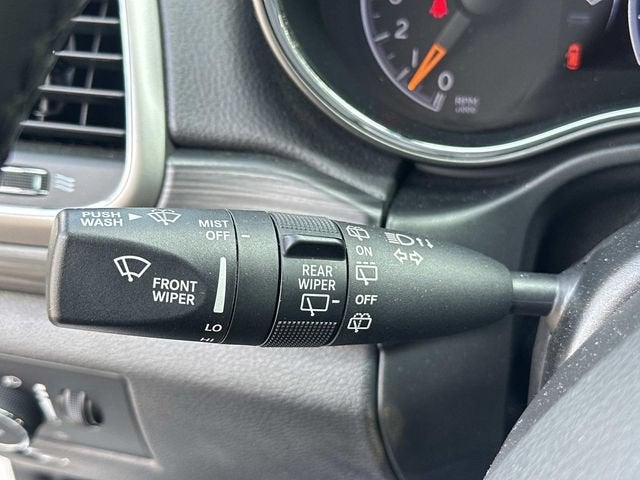 2019 Jeep Grand Cherokee Laredo 4x4
