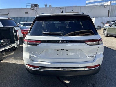 2023 Jeep Grand Cherokee Laredo 4x4