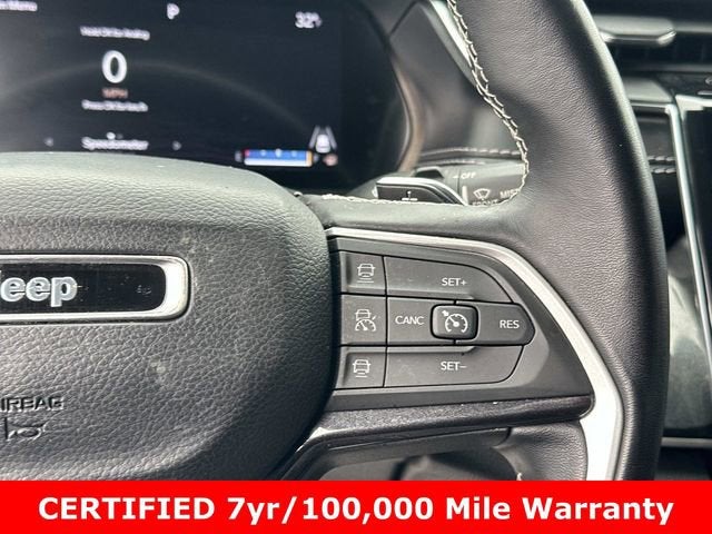 2022 Jeep Grand Cherokee Laredo 4x4