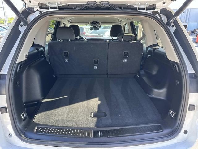 2023 Jeep Grand Cherokee Laredo 4x4