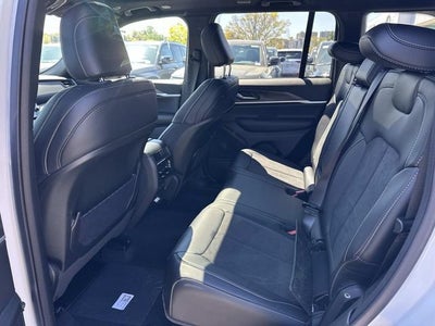 2026 Jeep Grand Cherokee GRAND CHEROKEE LAREDO ALTITUDE 4X4