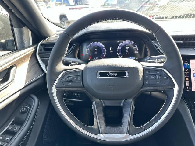 2026 Jeep Grand Cherokee GRAND CHEROKEE ALTITUDE 4X4