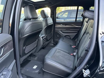 2026 Jeep Grand Cherokee GRAND CHEROKEE LAREDO ALTITUDE 4X4