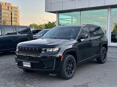 2026 Jeep Grand Cherokee GRAND CHEROKEE LAREDO ALTITUDE 4X4