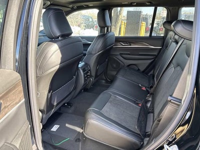 2026 Jeep Grand Cherokee GRAND CHEROKEE ALTITUDE 4X4