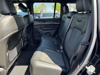 2026 Jeep Grand Cherokee GRAND CHEROKEE LAREDO ALTITUDE 4X4