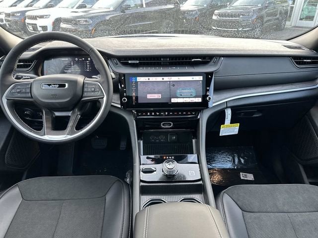 2026 Jeep Grand Cherokee GRAND CHEROKEE ALTITUDE 4X4