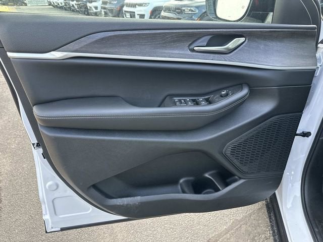 2026 Jeep Grand Cherokee GRAND CHEROKEE ALTITUDE 4X4