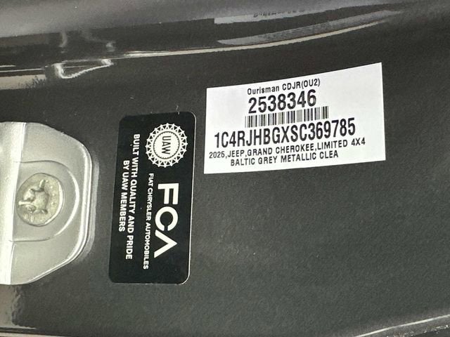 2025 Jeep Grand Cherokee GRAND CHEROKEE LIMITED 4X4