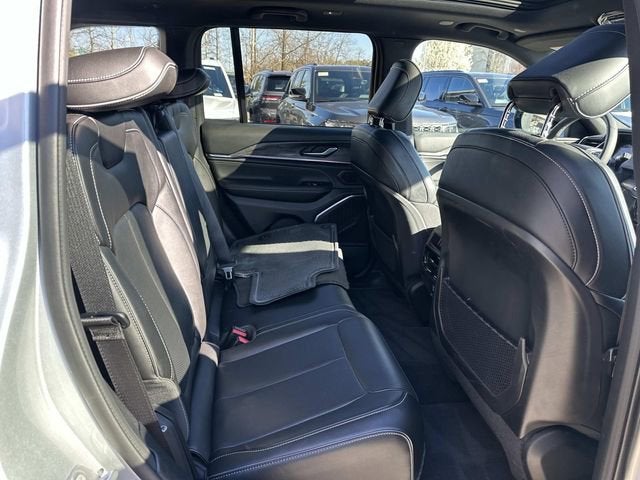 2023 Jeep Grand Cherokee Overland 4x4