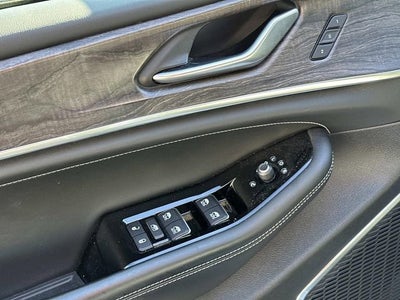 2023 Jeep Grand Cherokee Overland 4x4