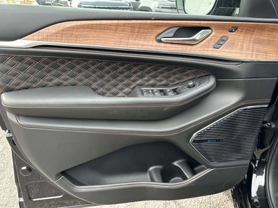 2026 Jeep Grand Cherokee GRAND CHEROKEE SUMMIT 4X4