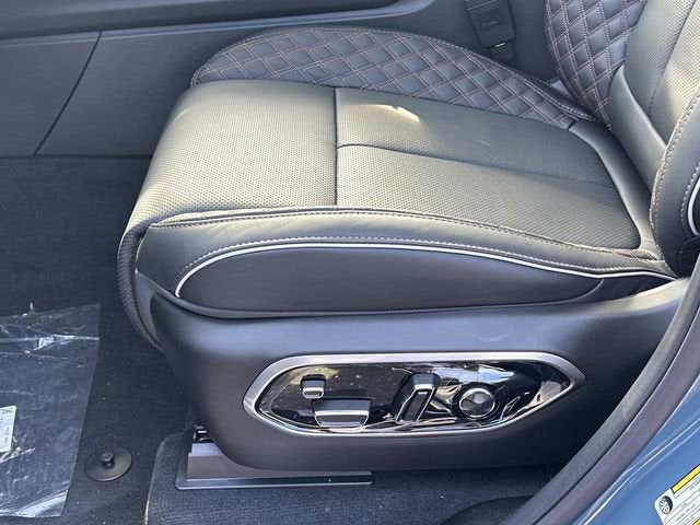 2026 Jeep Grand Cherokee GRAND CHEROKEE SUMMIT 4X4