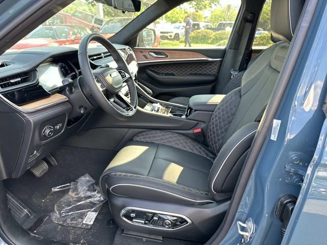 2026 Jeep Grand Cherokee GRAND CHEROKEE SUMMIT 4X4